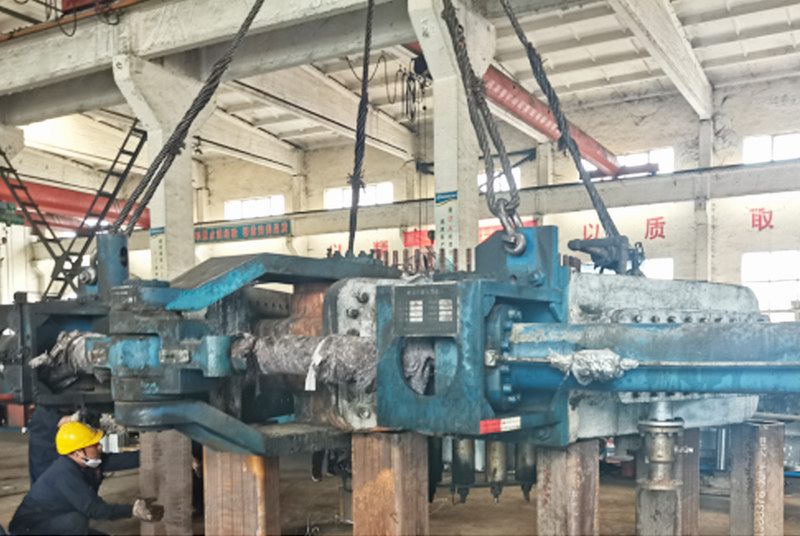 水力除焦设备维修（底盖机）